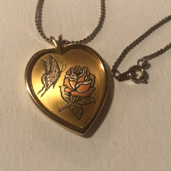 Reed & Barton Demascene Butterfly and Rose Vintage Necklace Gold Tone - Picture 9 of 9